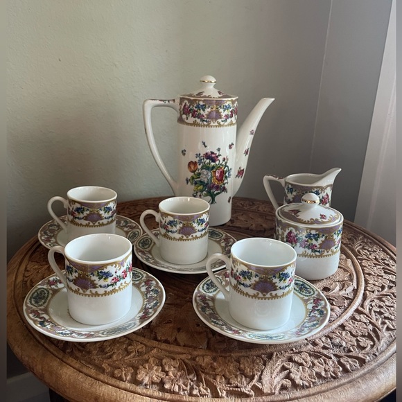 Fine Porcelain Tea Set - Picture 1 of 7